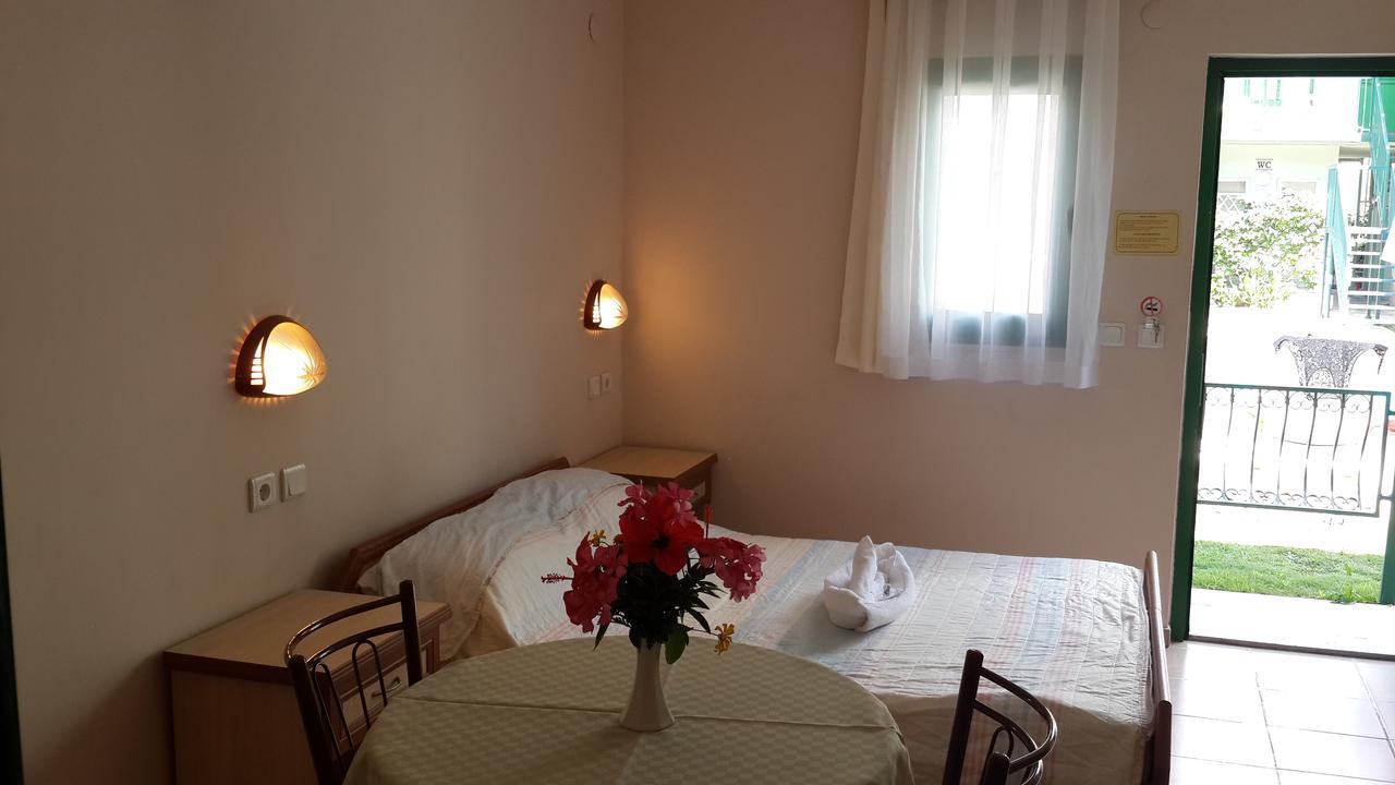 Avlu Apartments 1 İçmeler Habitación foto